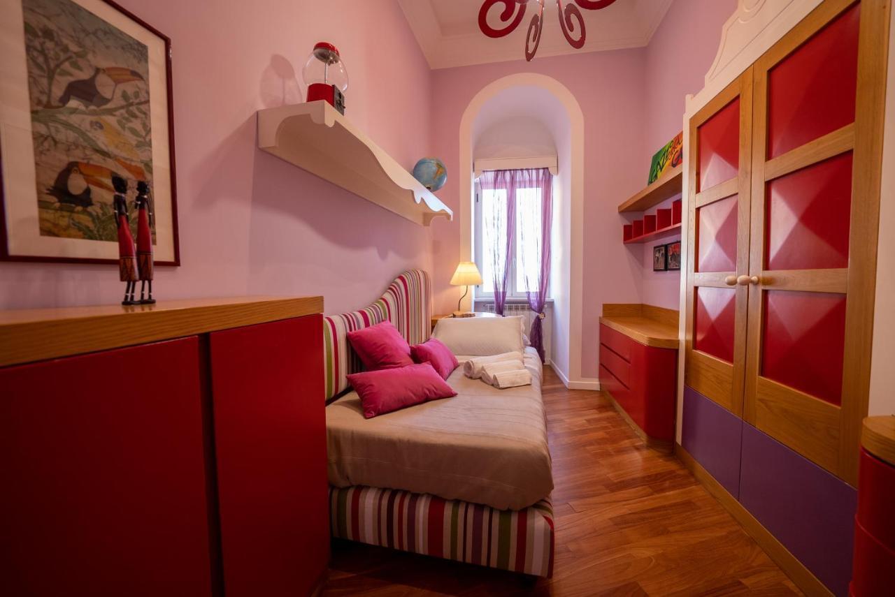 Casa Sofia Apt เนเปิลส์ ภายนอก รูปภาพ